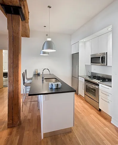 25 Washington St #1D — Photo 4
