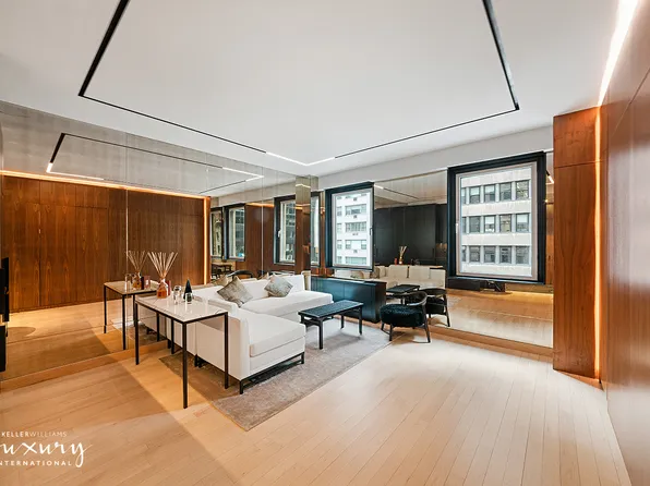 465 Park Avenue 406 image 1 of 9