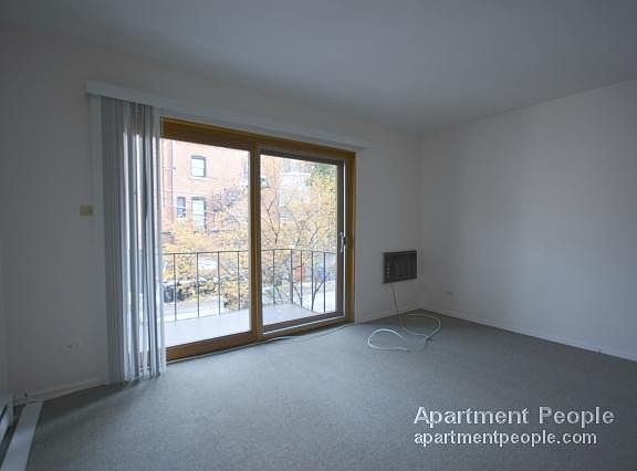 3rd image of 1961 N Lincoln Ave APT 2F