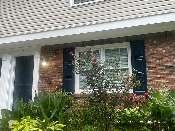 2nd image of 698 Burnt Creek Dr NW