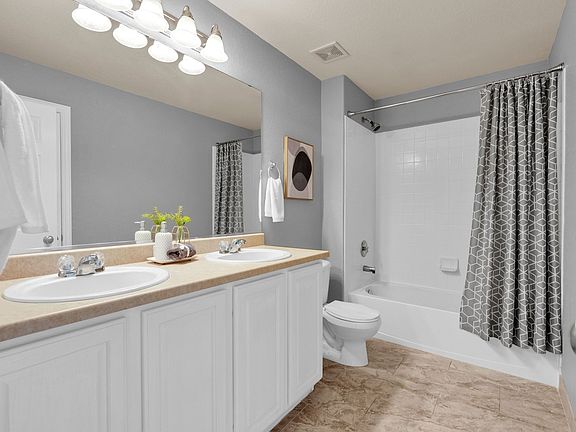 5th image of 3629 Desert Ridge Pl