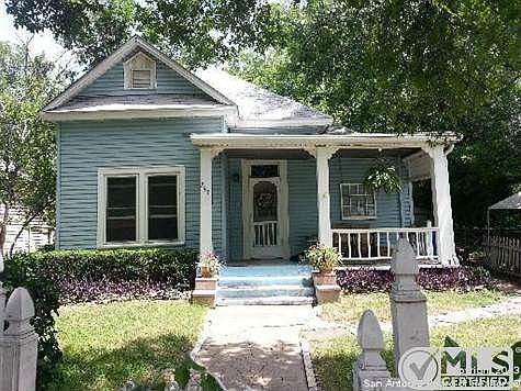 1st image of 247 E Woodlawn Ave
