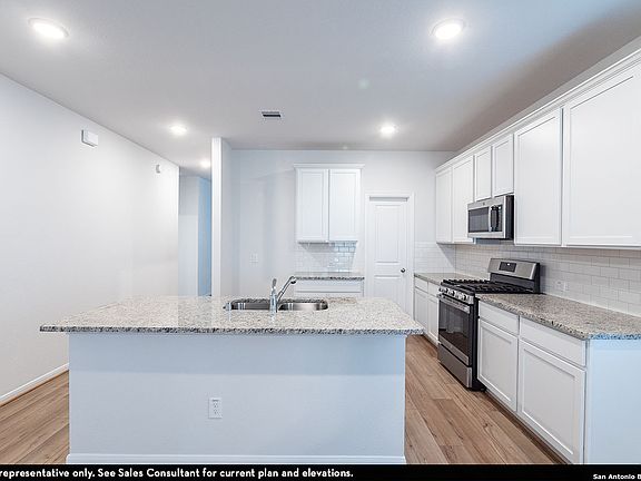 4th image of 4944 Hawkwell Ln