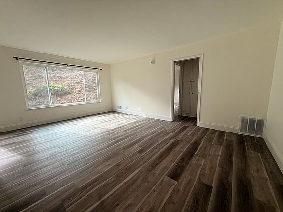 5th image of 61 Crestline Dr APT 7