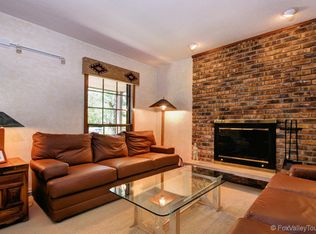 1211 W Downer Pl, Aurora, IL 60506