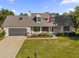 10538 Brookston Dr E, Osceola, IN 46561