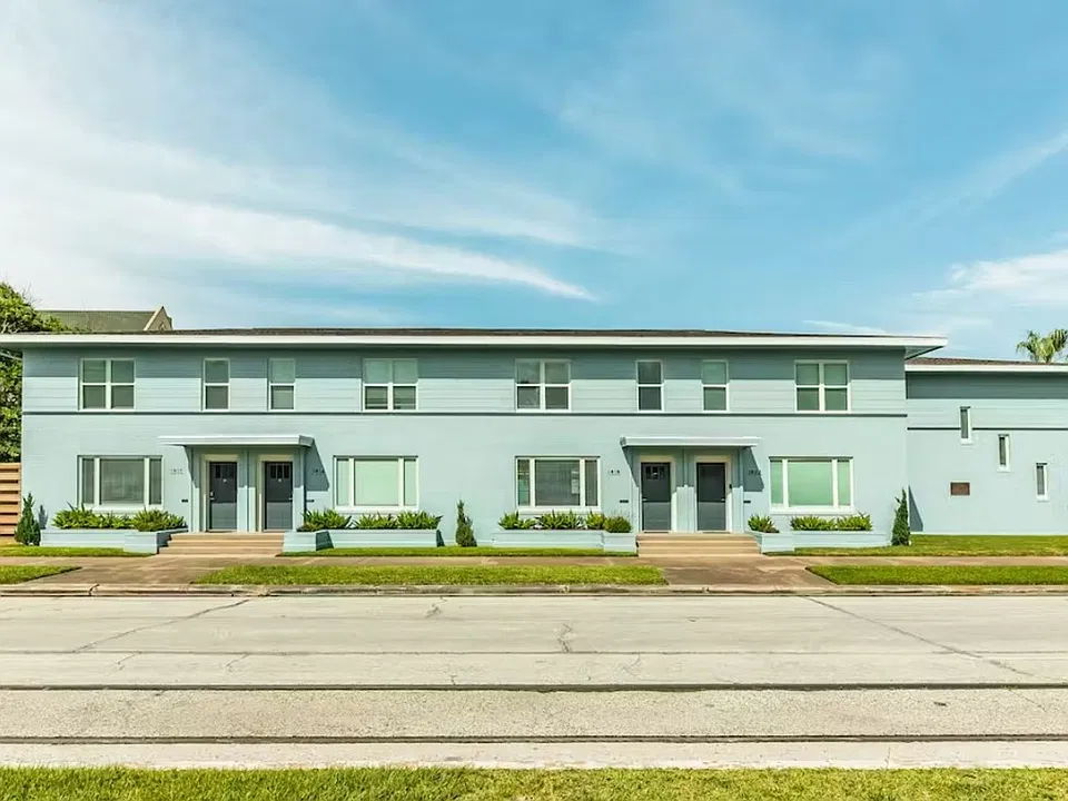 2424 Avenue P #C
