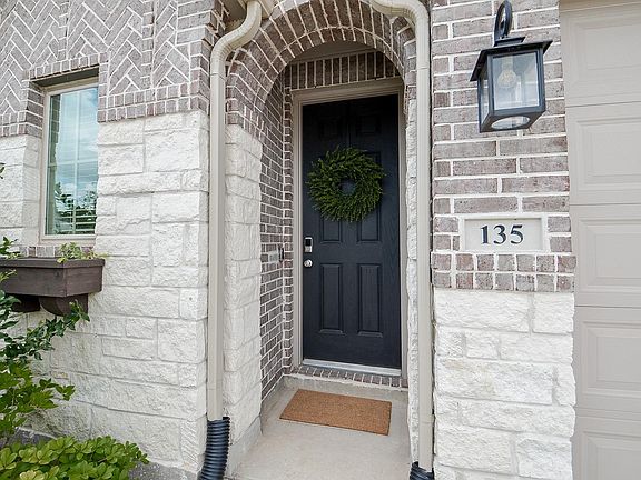 3rd image of 135 Nightshade St