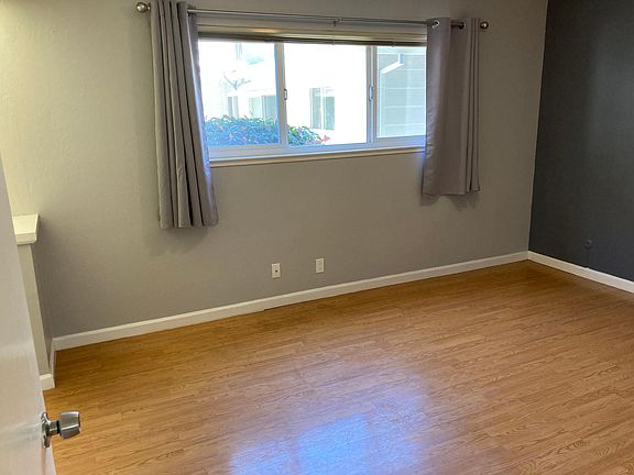 3rd image of 367 Auburn Way APT 2