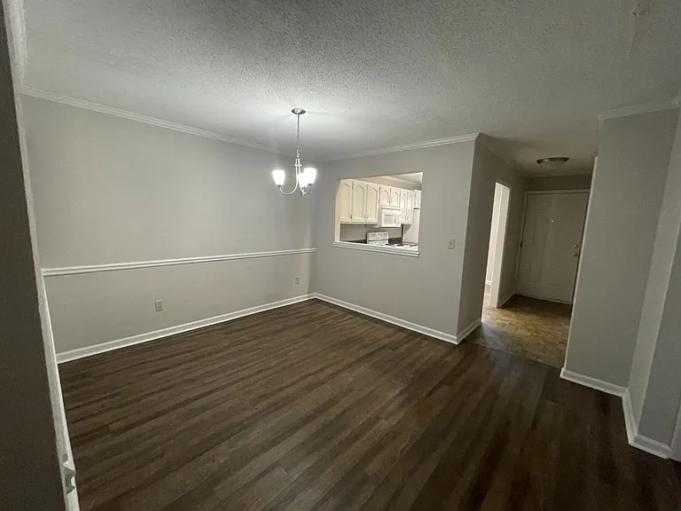 2505 W Broad St #224 — Photo 5
