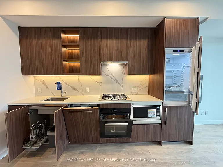 68 Esther Shiner Blvd #809 — Photo 5