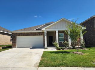 4912 McCoy Dr, Fort Worth, TX 76148