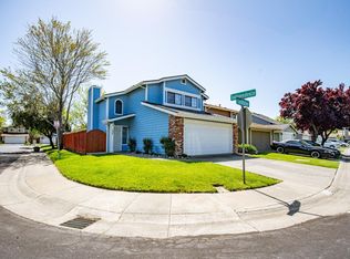100 Constitution Ave, Vacaville, CA 95687