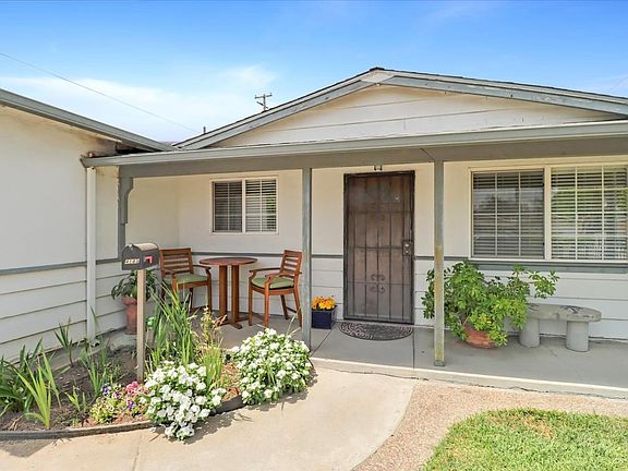 3rd image of 4143 Mira Loma Way