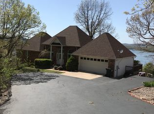 165 Cricket Hill Ln, Lampe, MO 65681