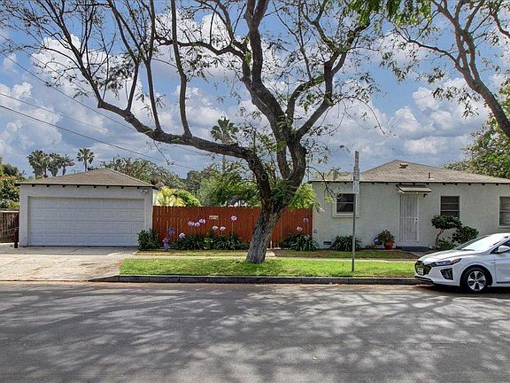 3rd image of 10983 Exposition Blvd