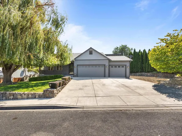 215 W 53rd Ave, Kennewick, WA 99337