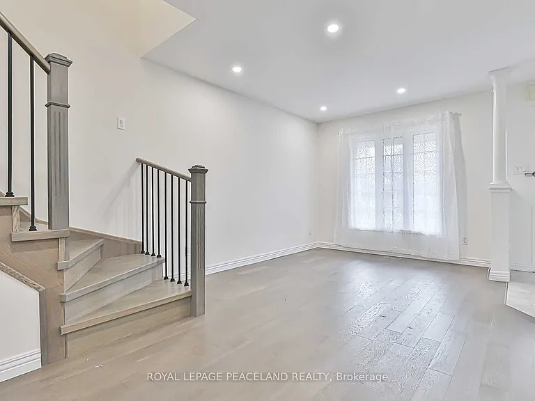241 Fred McLaren Blvd — Photo 7