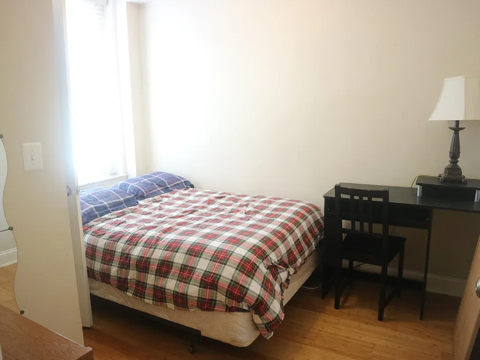 1303 Irving St NW #2B