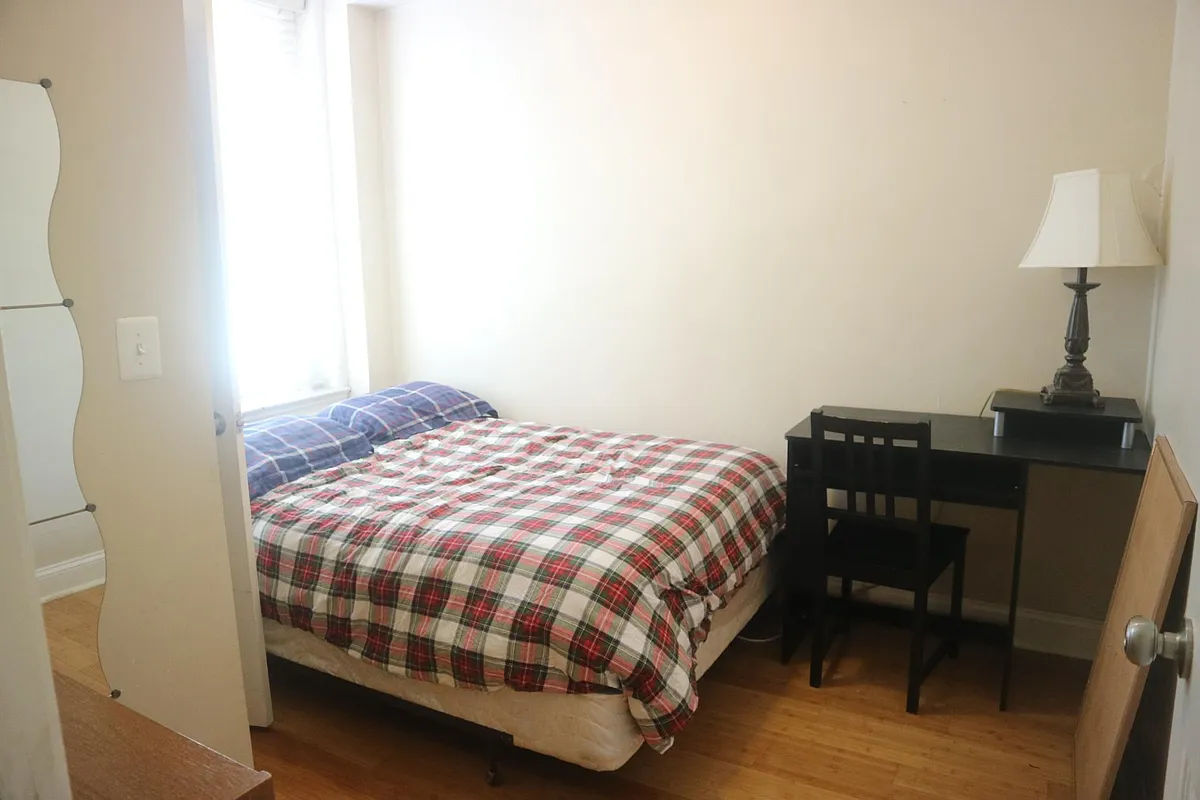 Photo 1 of 10 - 1303 Irving St NW #2B - Washington, DC Primary Photo - 1303 Irving St NW #2B