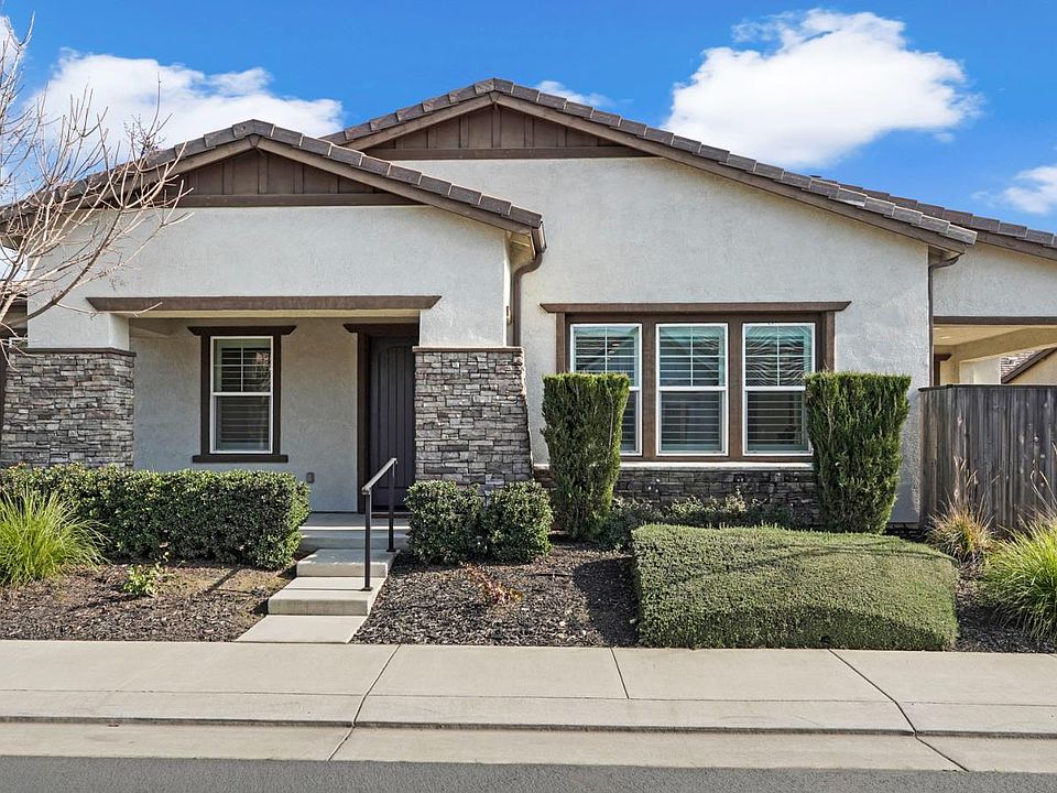 1st image of 2574 Carmelo Ct