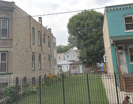 2nd image of 3230 W Le Moyne St