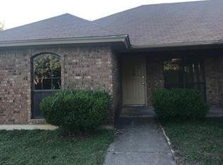 1945 Kings Canyon Cir, Fort Worth, TX 76134