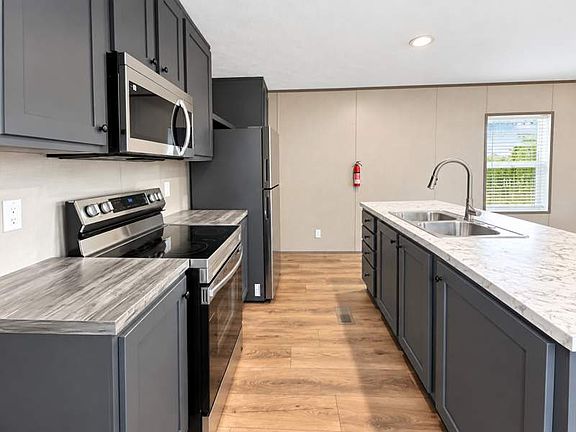 4th image of 464 Bracey Cir