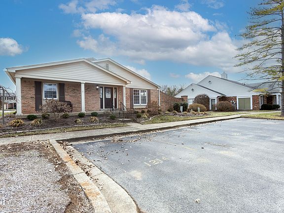 3rd image of 1212 Inverary Ct