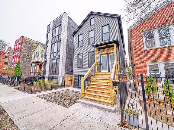 2nd image of 1513 W Erie St #2