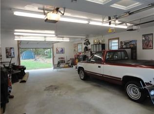 1013 River Rd, Windham, ME 04062