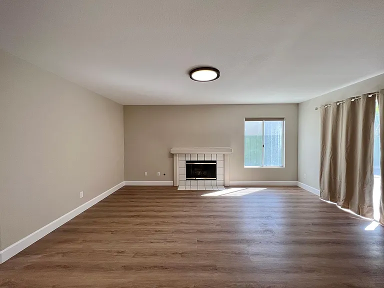 606 Creekside Ave — Photo 7