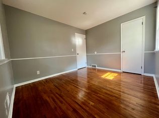 201 104th St W, Bloomington, MN 55420