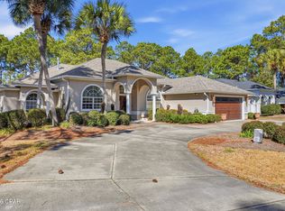 122 N Glades Trl, Panama City Beach, FL 32407