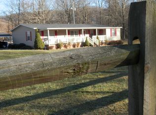 562 Dry Creek Rd, Duffield, VA 24244