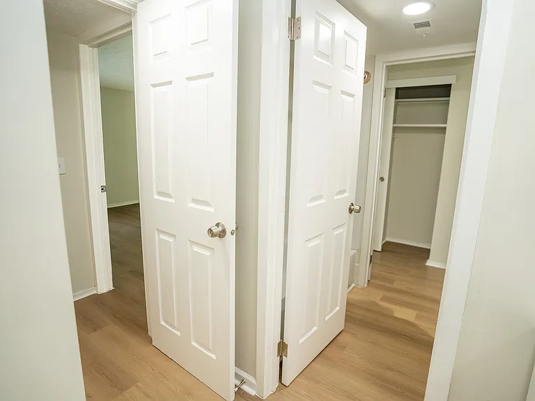2 Bed 1.5 Bath Garden (10)