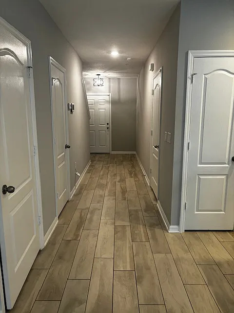 Building Photo - 353 Rustic Loop