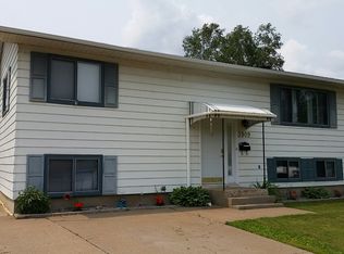 3909 8th Ave E, Hibbing, MN 55746