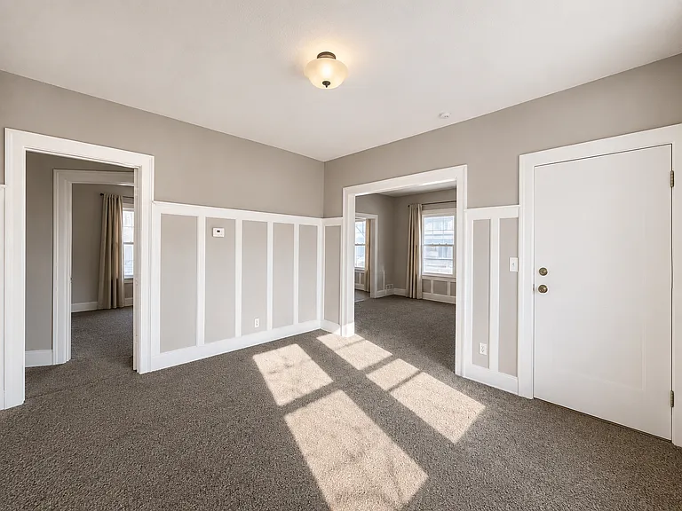 620 E 97th St #2 — Photo 11