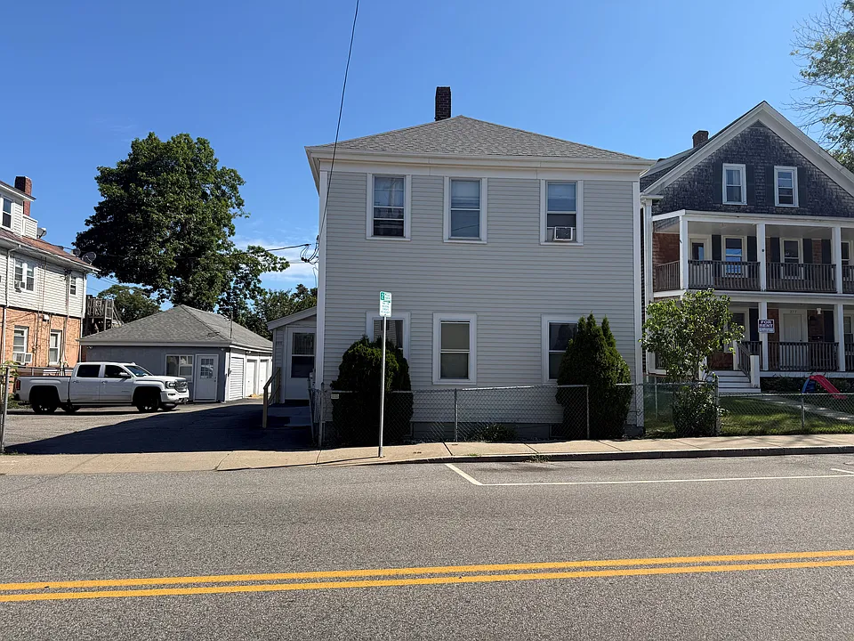 281 Court St #2