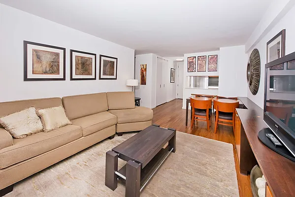 Sold by NOVO | media 9