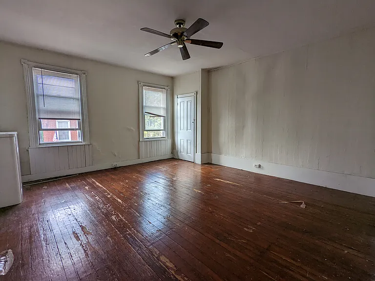 2501-meredith-st-2-15