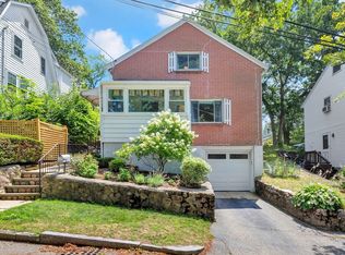 19 Lansdowne Rd, Arlington, MA 02474