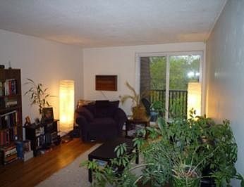 2nd image of 144 Kenrick St #Rent1