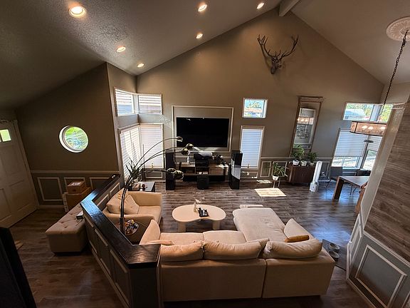 5th image of 522 Delany Ct
