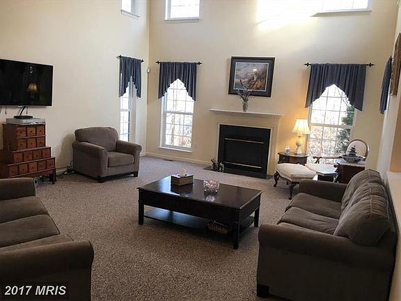 5th image of 17515 Wayside Dr