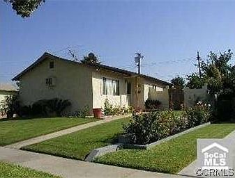 2nd image of 11846 Hollyview Dr