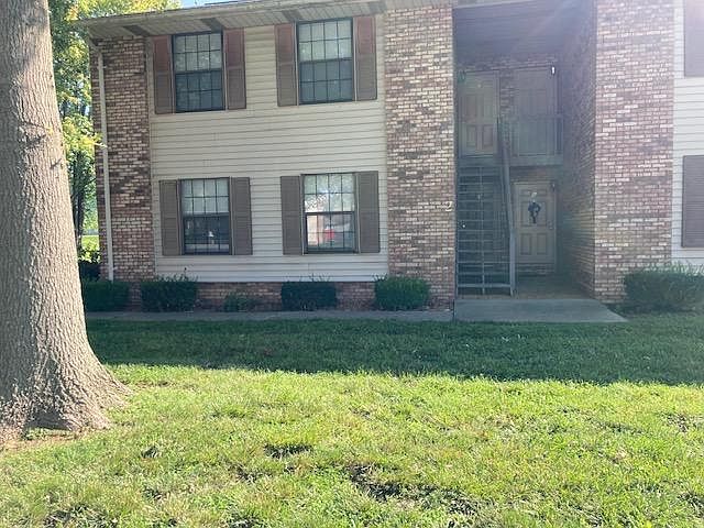 1st image of 2 Quail Hollow Ct APT A