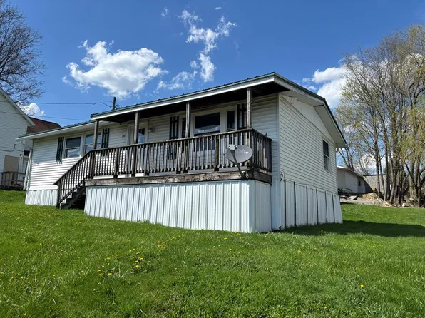 120 Main St, Strattanville, PA 16258