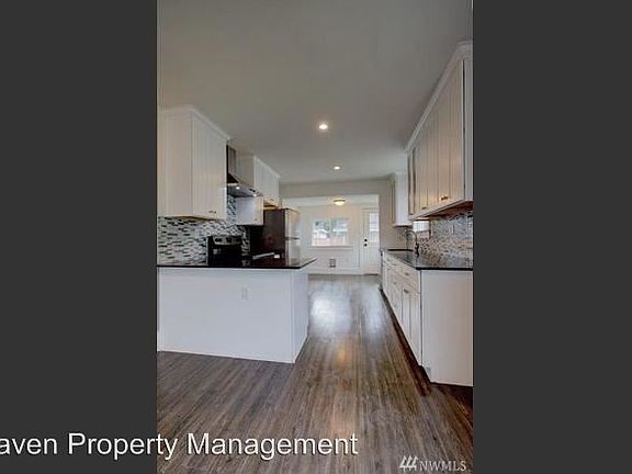 4th image of 6007 S Park Ave